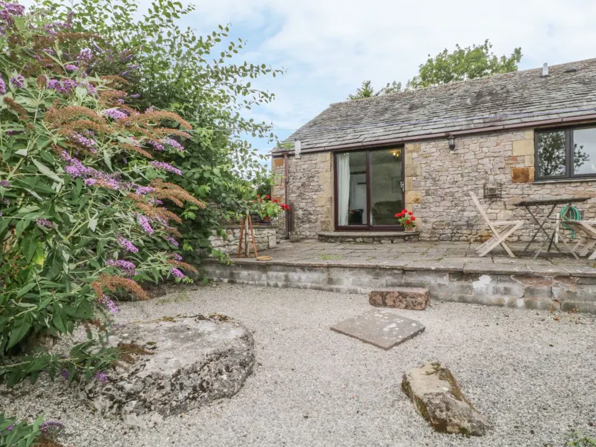 Pond End Cottage - Image 1