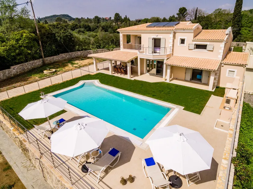 Villa Johnnie - Image 1