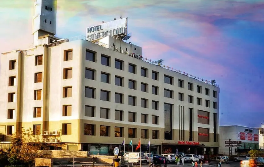 SilverCloud Hotel and Banquets - Image 1