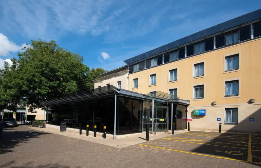 Holiday Inn Express Bath by IHG - Image 1