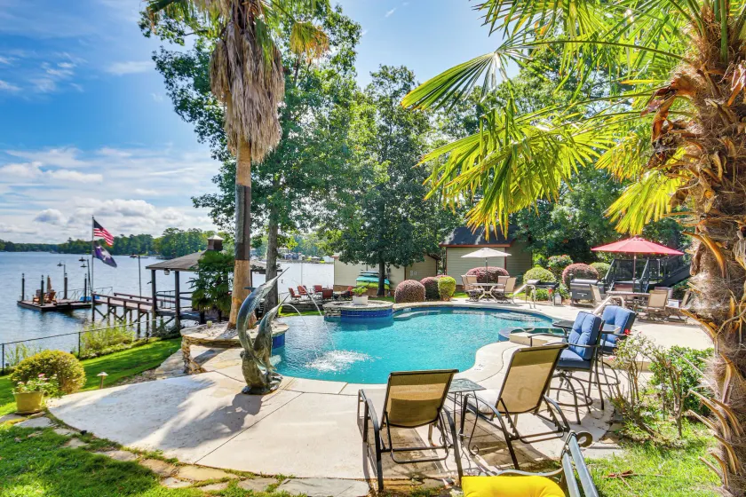 Luxe Lakefront Apartment w/ Shared Pool & Dock! - Image 1