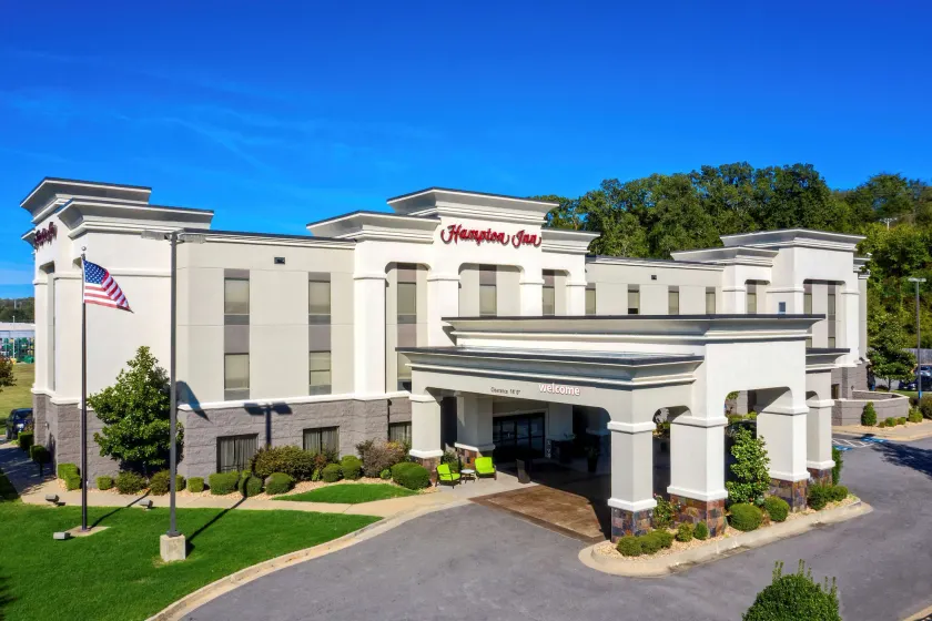Hampton Inn Van Buren - Image 1