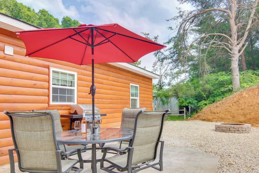 15 Mi to Pigeon River Rafting: Newly Built Cabin! - Image 1
