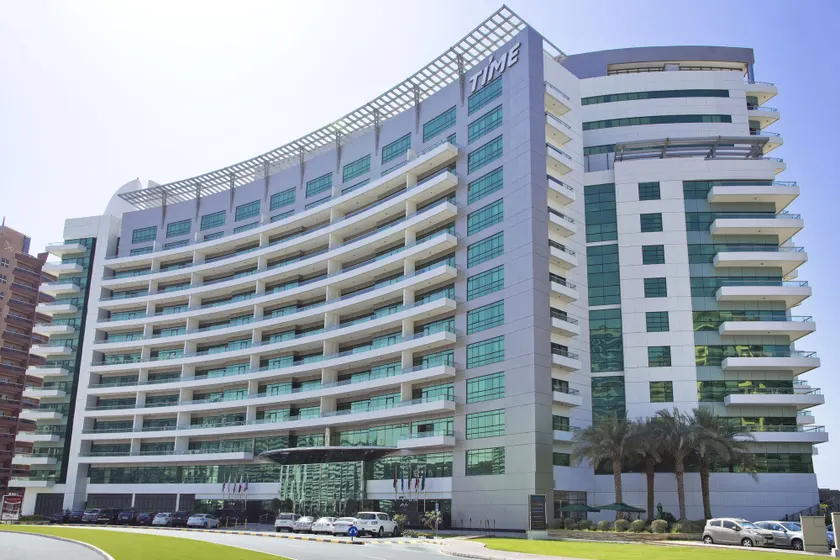 TIME Oak Hotel & Suites - Image 1