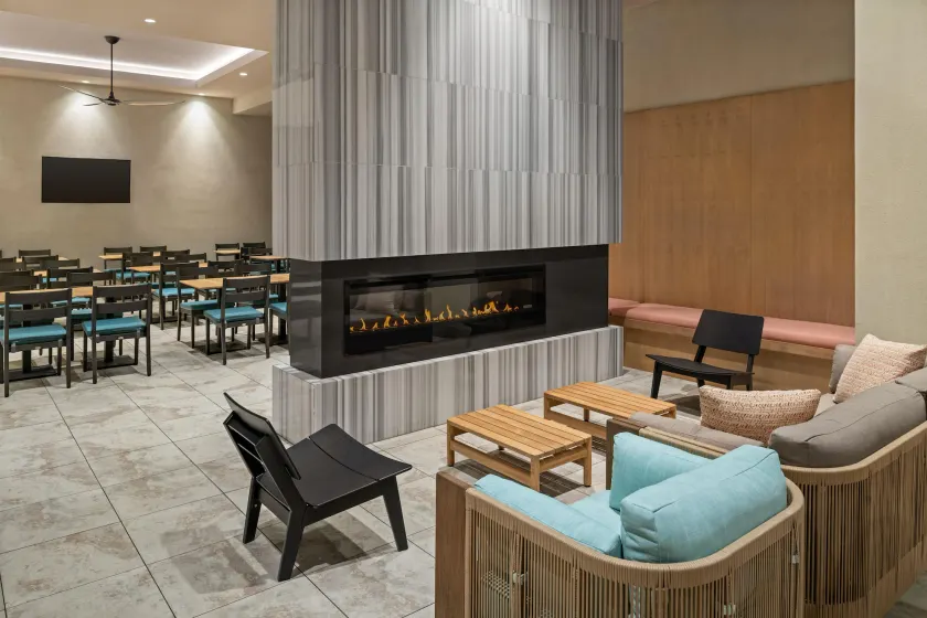 Hyatt House at Anaheim Resort/Convention Center - Image 1