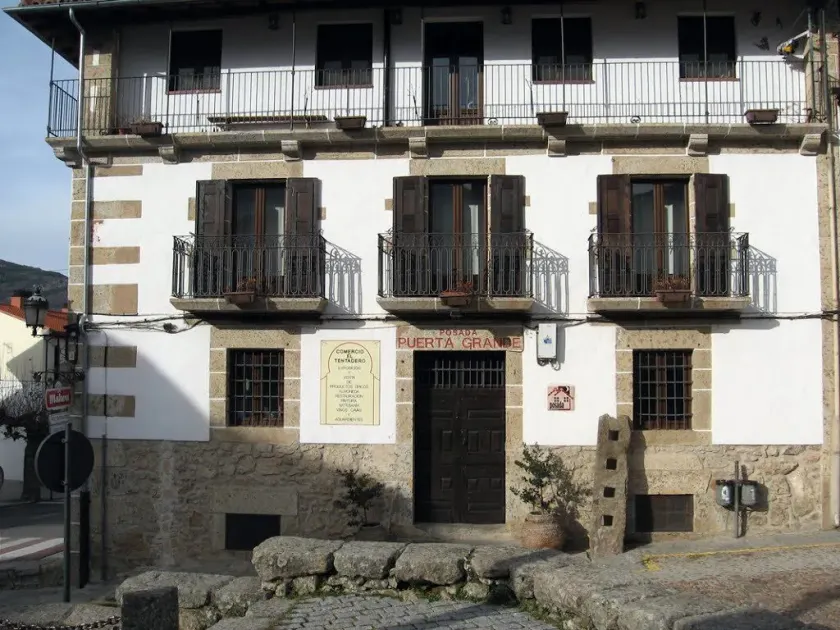 Posada Puerta Grande - Image 1