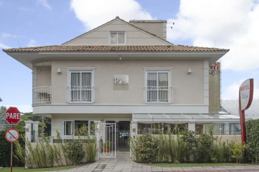 Hotel Hola - Image 1