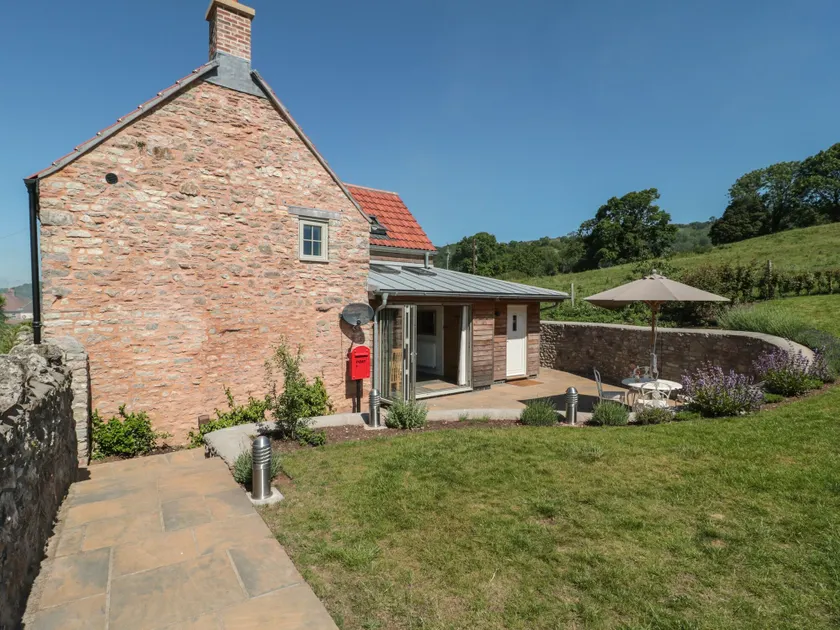 Lilac Cottage - Image 1