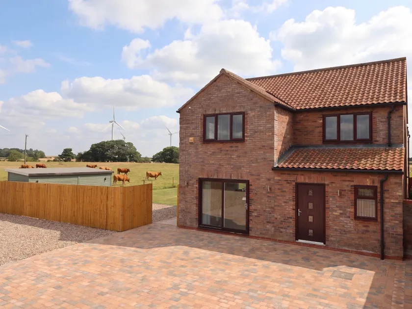 Gravel Pit Cottage - Image 1