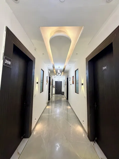 Crescent Inn - Lobby