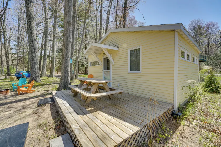 4-Season Gold Coast Cottage, 2 Mi to Winter Sports - Image 1