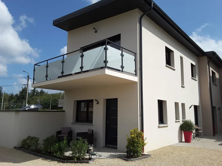 Villa'vi Lyon Est Chambres d'Hôtes - Image 1