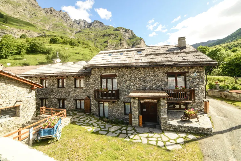 Chalet Della Guida - Image 1