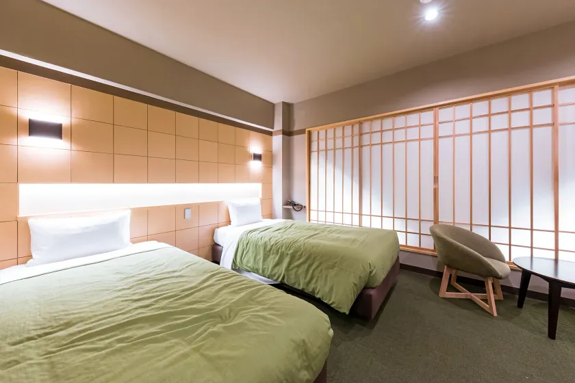 Akasaka Yoko Hotel - Image 1