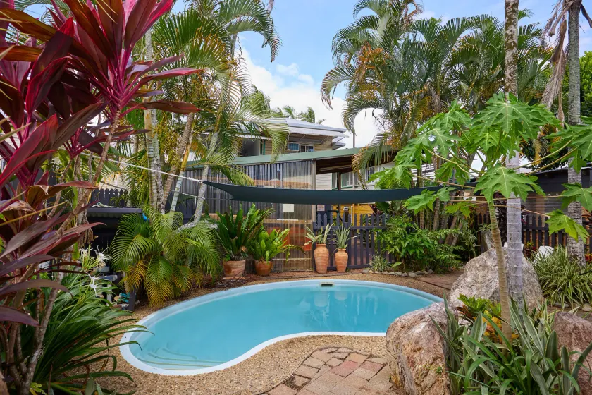Cairns City Backpackers Hostel - Image 1