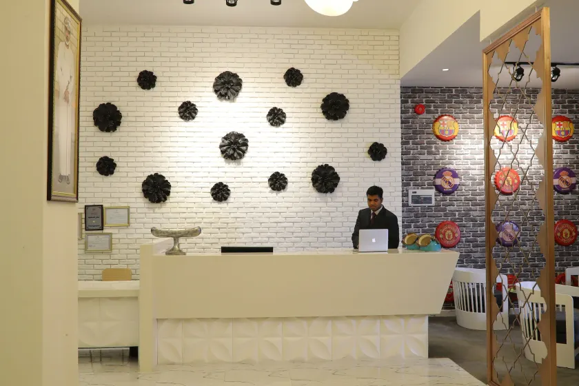 Zaki Hotel Apartment - Image 1
