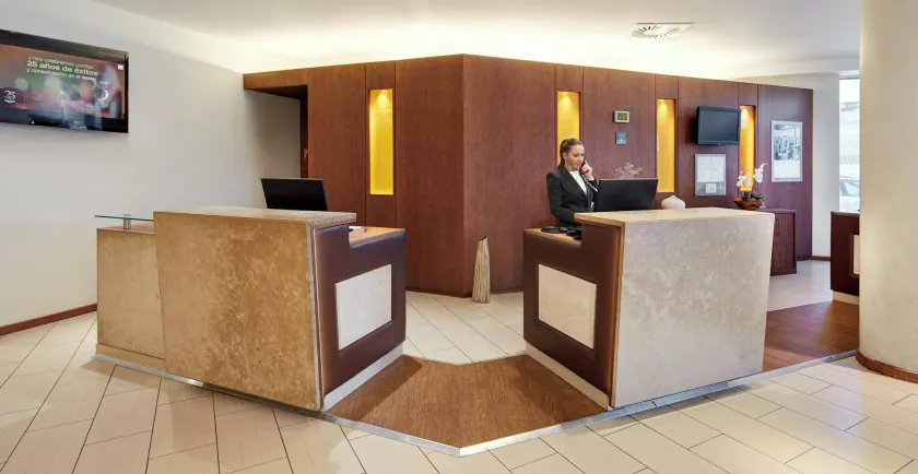 Sercotel Valladolid - Reception