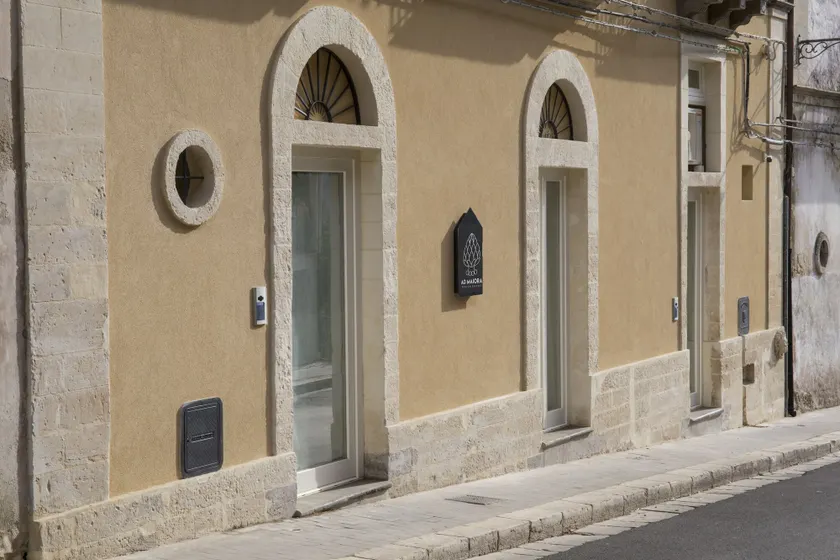 Ad Maiora - Design Rooms - Image 1