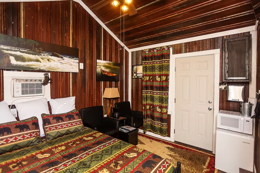 Yowie Cabin - Image 1