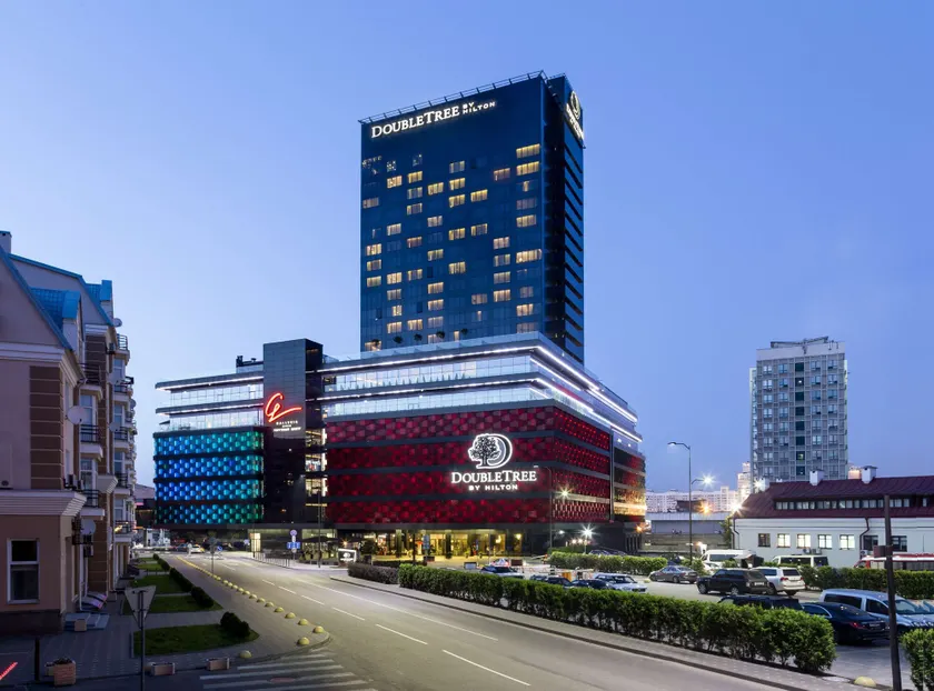 DoubleTree by Hilton Hotel Minsk - Image 1