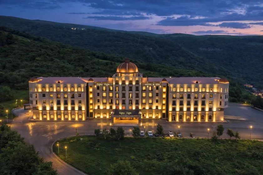 Eighty Eight Deluxe Hotel & Spa - Image 1