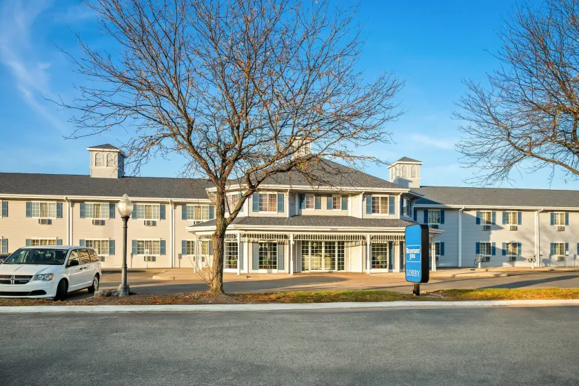 Rodeway Inn Grandville - Grand Rapids - Image 1