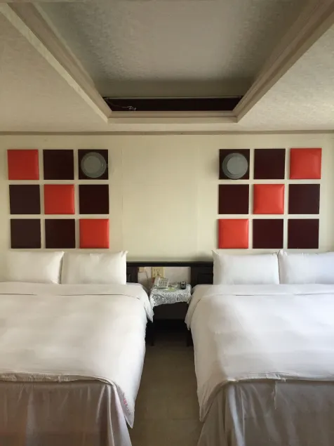 King Lo Tung Hotel - Image 1