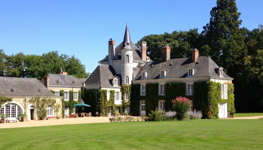 Château du Plessis Anjou La Jaille-Yvon - Image 1