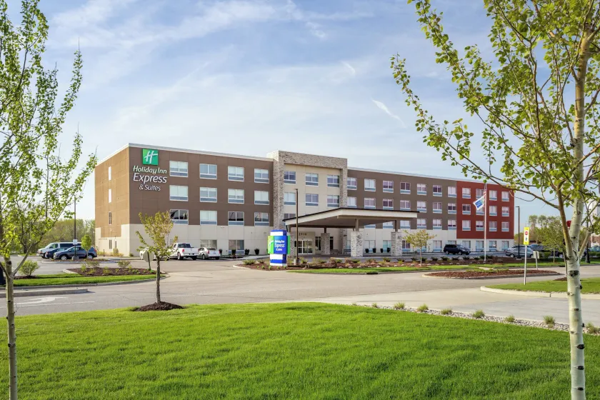 Holiday Inn Express & Suites Hammond by IHG - Image 1