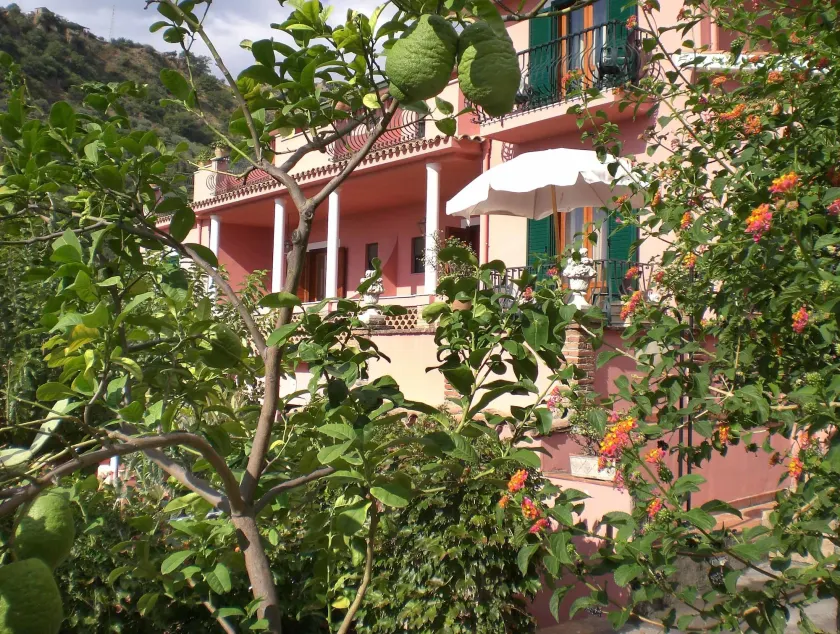 Hotel Villa Sirina - Image 1