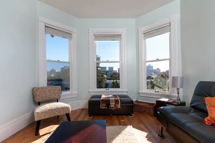 Stunning 1 Bedroom Flat - Image 1