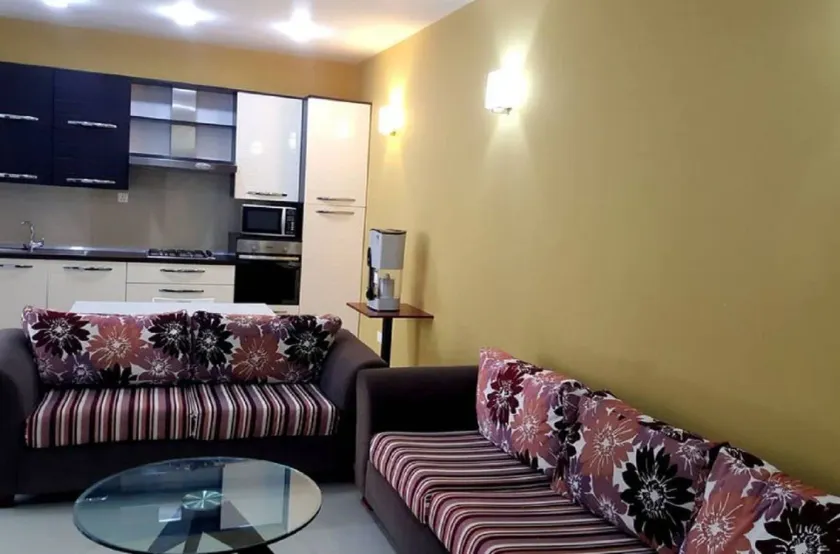 Vista Click to Go Apartment - Image 1