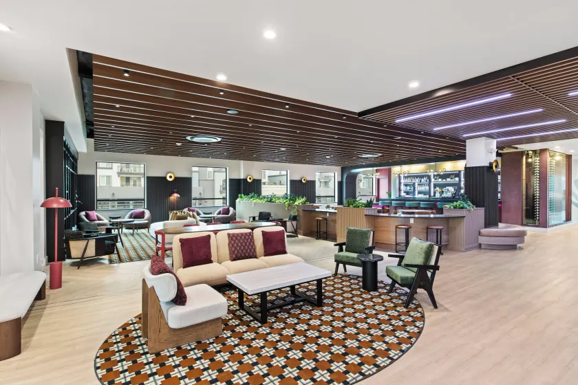 voco Ardez Hotel Sunnyvale by IHG - Sitteområde i lobbyen