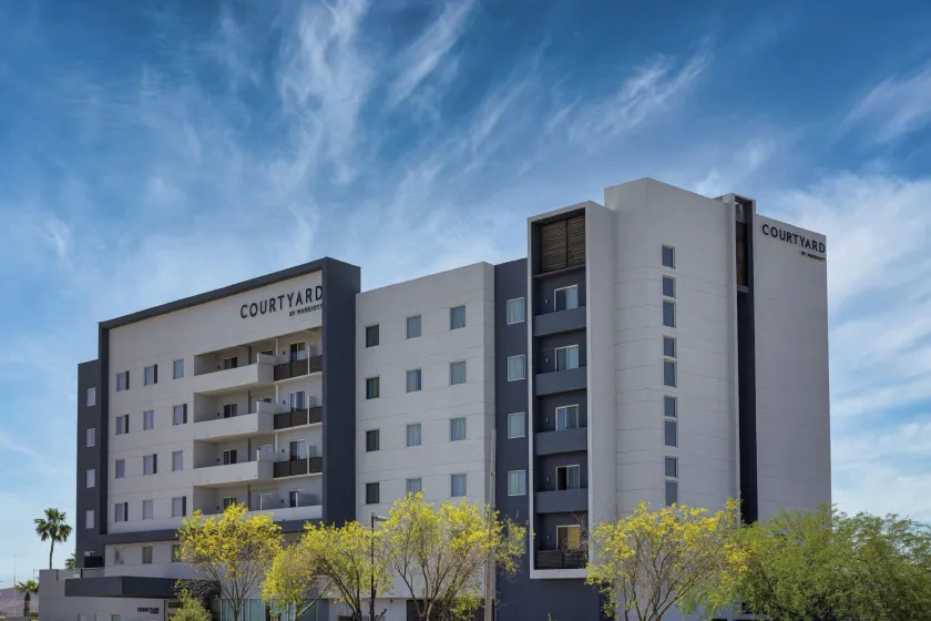 Courtyard by Marriott Hermosillo - Image 1