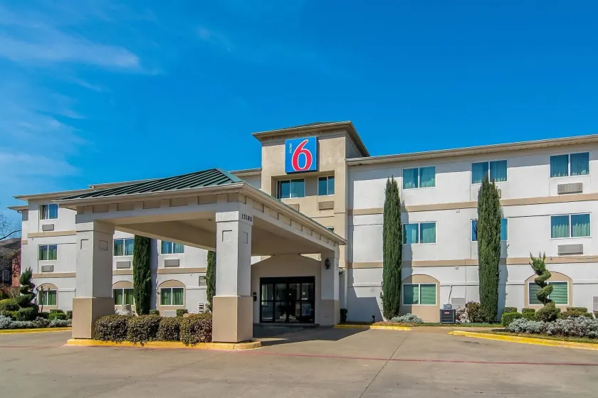 Motel 6-Dallas, TX - North - Richardson - Image 1