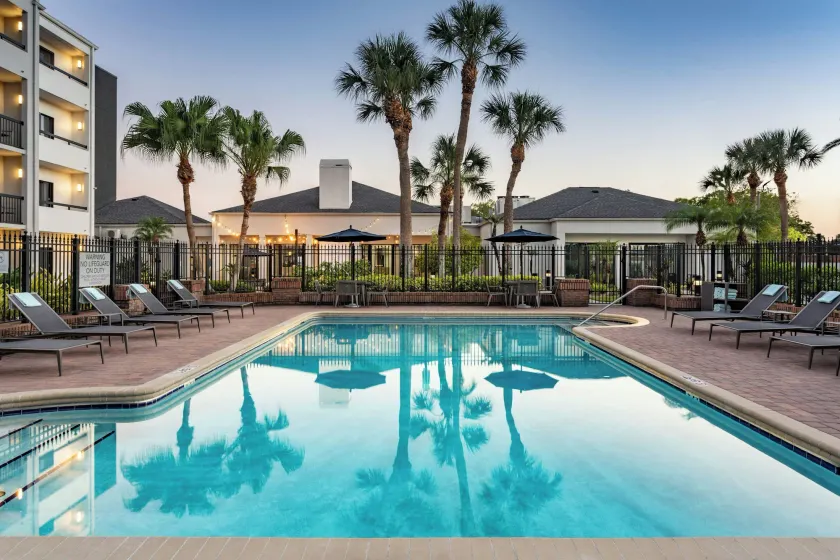 Courtyard Tampa Westshore/Airport - Image 1