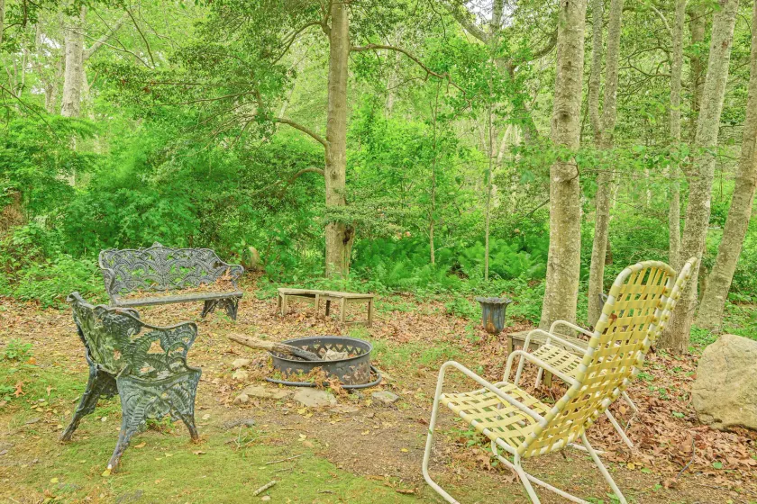 20-acre Hamptons Nature Escape w/ Hot Tub & Pool - Interiør