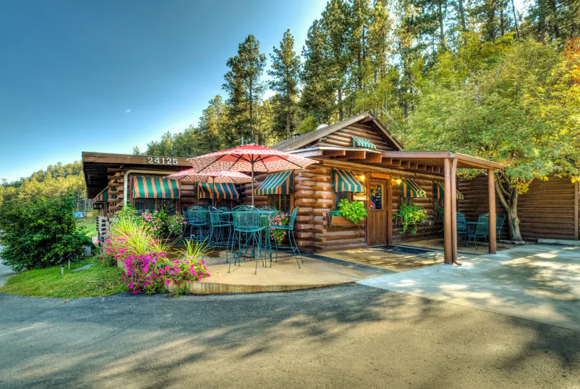 Powder House Lodge - Image 1