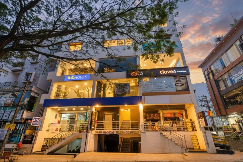 Fabhotel Green Vista - Image 1