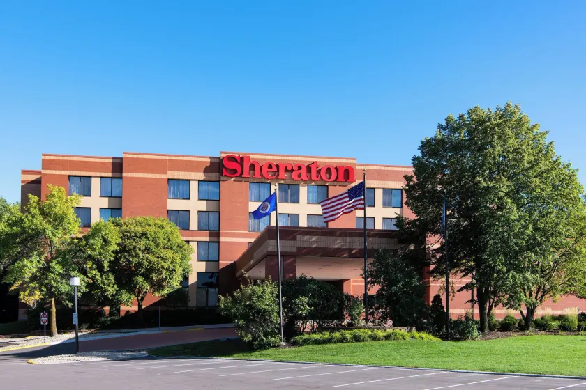 Sheraton Minneapolis West Hotel - Image 1