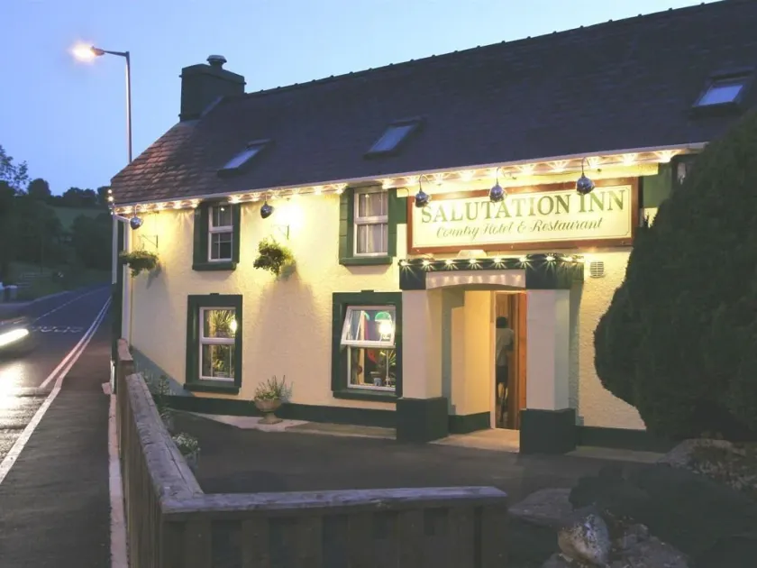 Salutation Inn - Image 1