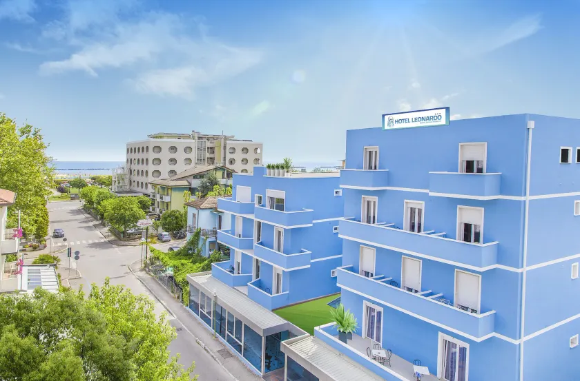 Hotel Leonardo - Image 1