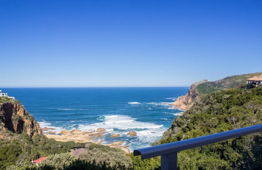 Headlands House Guest Lodge - Image 1