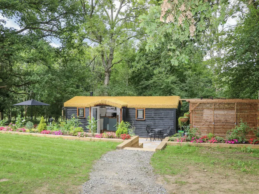 Charltons Hollow Cabin - Image 1