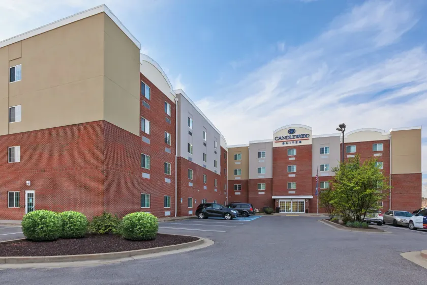 Candlewood Suites Washington North by IHG - Image 1