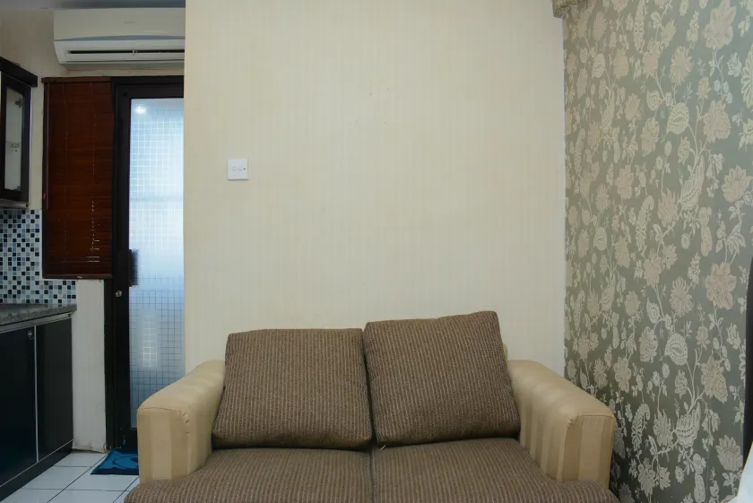 Minimalist Studio Room At Kebagusan City Apartment - Habitación