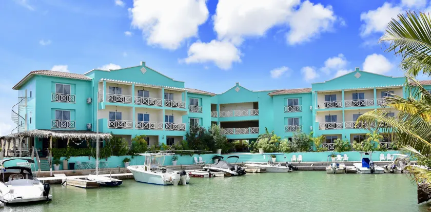 Ocean Breeze Boutique Hotel & Marina - Image 1