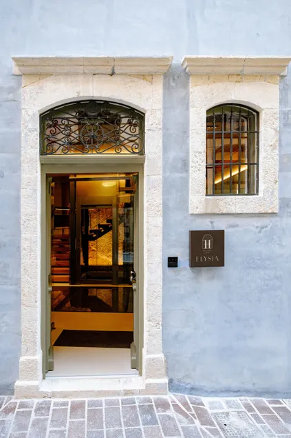Elysia Boutique Hotel - Image 1