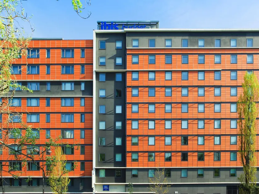 Ibis Budget Paris porte de la Chapelle - Aréna - Image 1