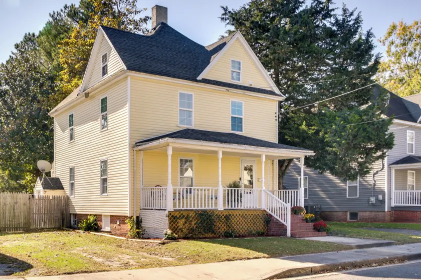 Charming Salisbury Getaway w/ Grill & Fire Pit! - Interiör